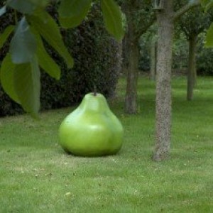 CERAMIC PEAR